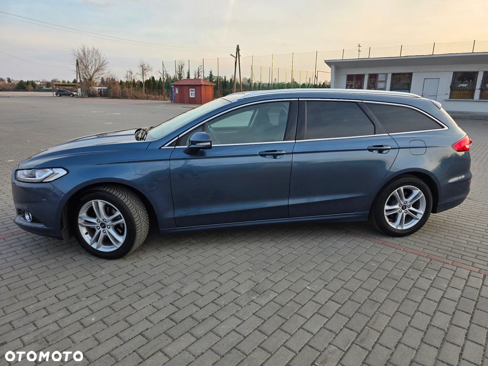 Ford Mondeo 2.0 TDCi STart-Stopp PowerShift-Aut Titanium - 4