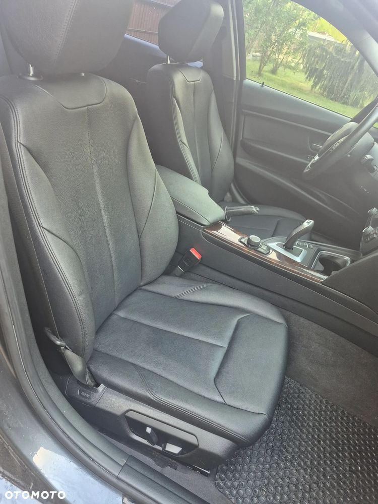 BMW Seria 3 328i - 13