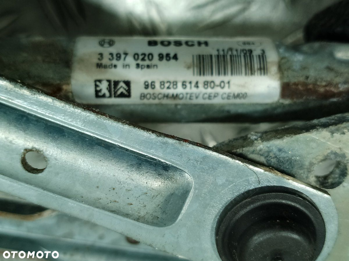 MECHANIZM WYCIERACZEK CITROEN BERLINGO II 9682861480 - 8