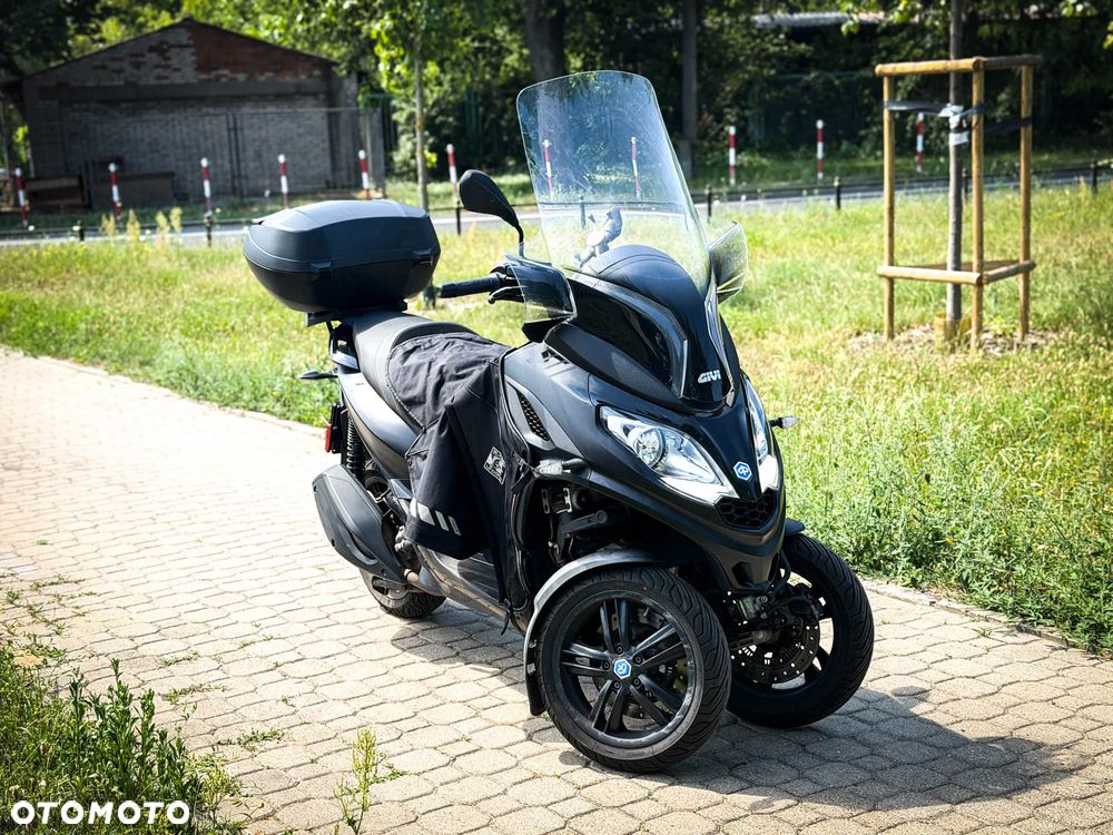 Piaggio MP-3 - 7