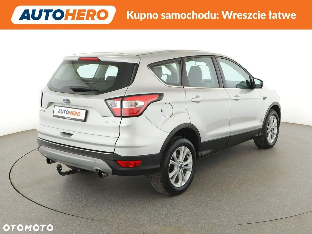 Ford Kuga 1.5 EcoBoost 2x4 Titanium - 8