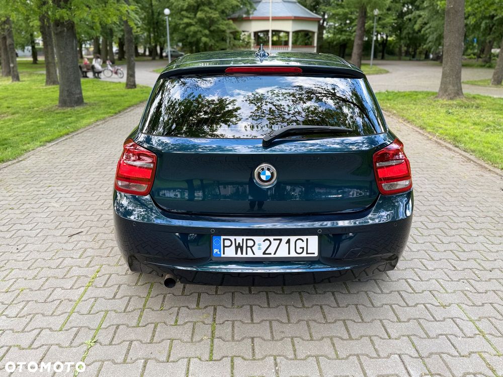BMW Seria 1 114i - 12