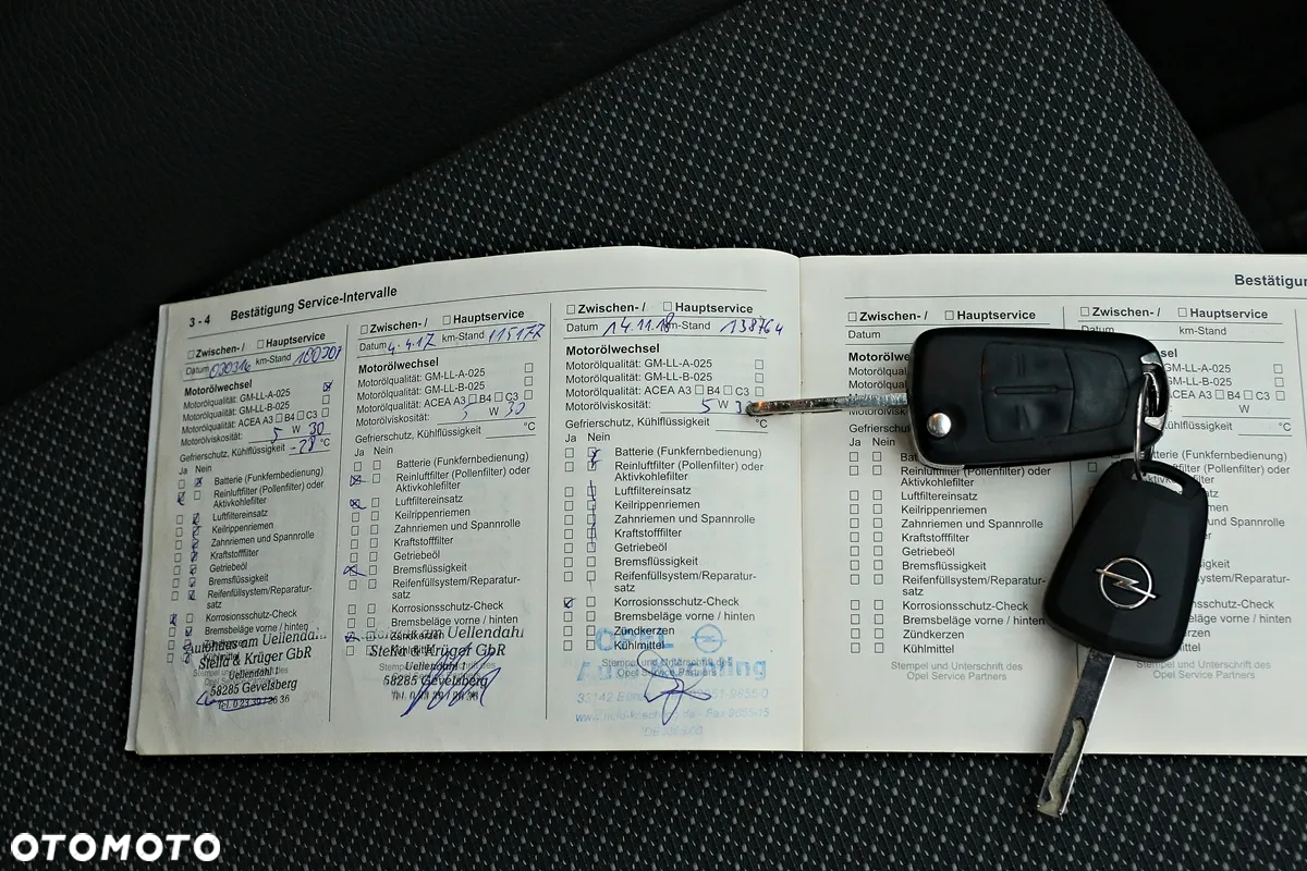 Opel Corsa 1.4 Cosmo - 38