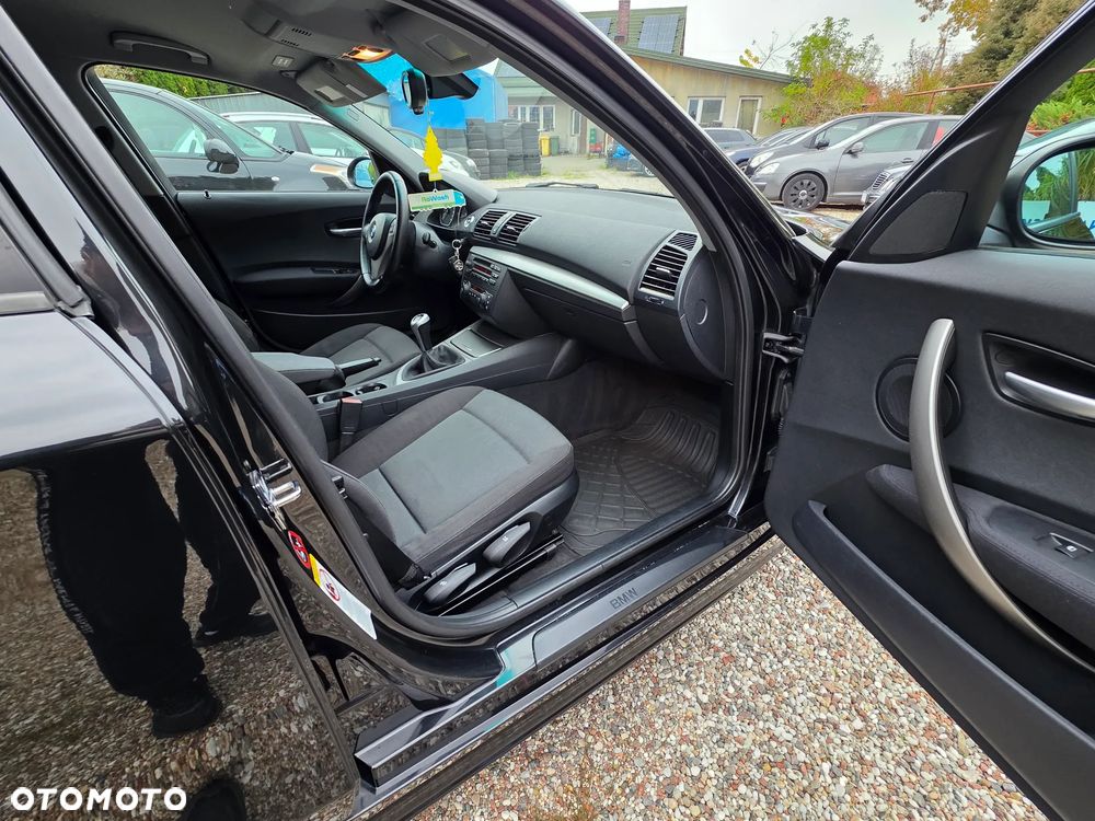BMW Seria 1 116i - 5
