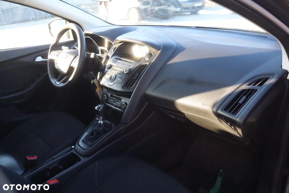 Ford Focus 1.0 EcoBoost Trend Sport - 12