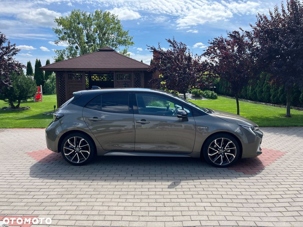 Toyota Corolla 2.0 Hybrid Executive - 3