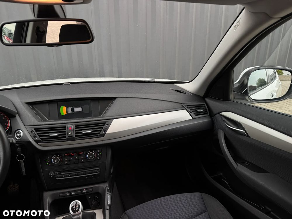 BMW X1 sDrive18d - 24
