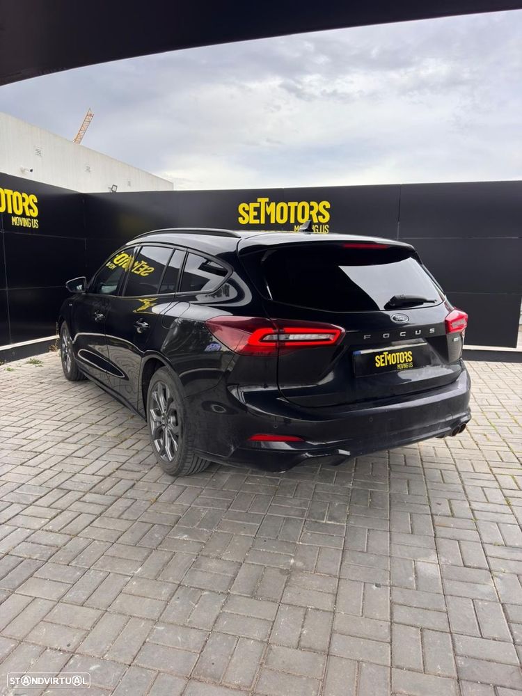 Ford Focus 1.0 EcoBoost ST-Line X - 2