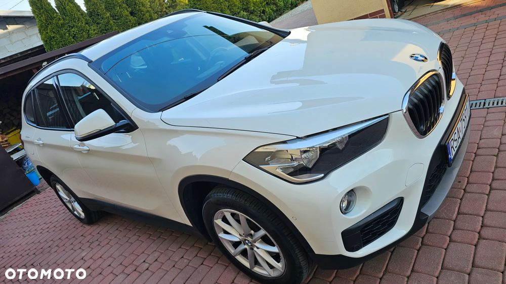 BMW X1 sDrive18d xLine - 19