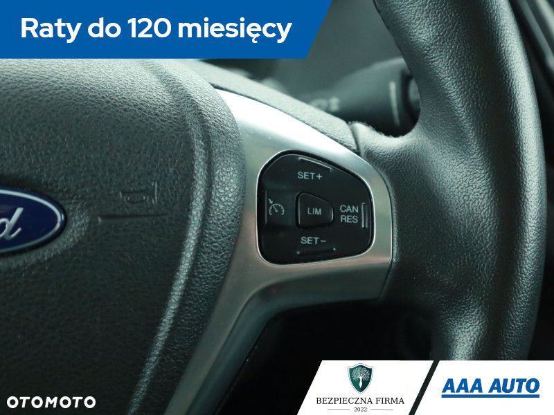 Ford Tourneo Courier - 16