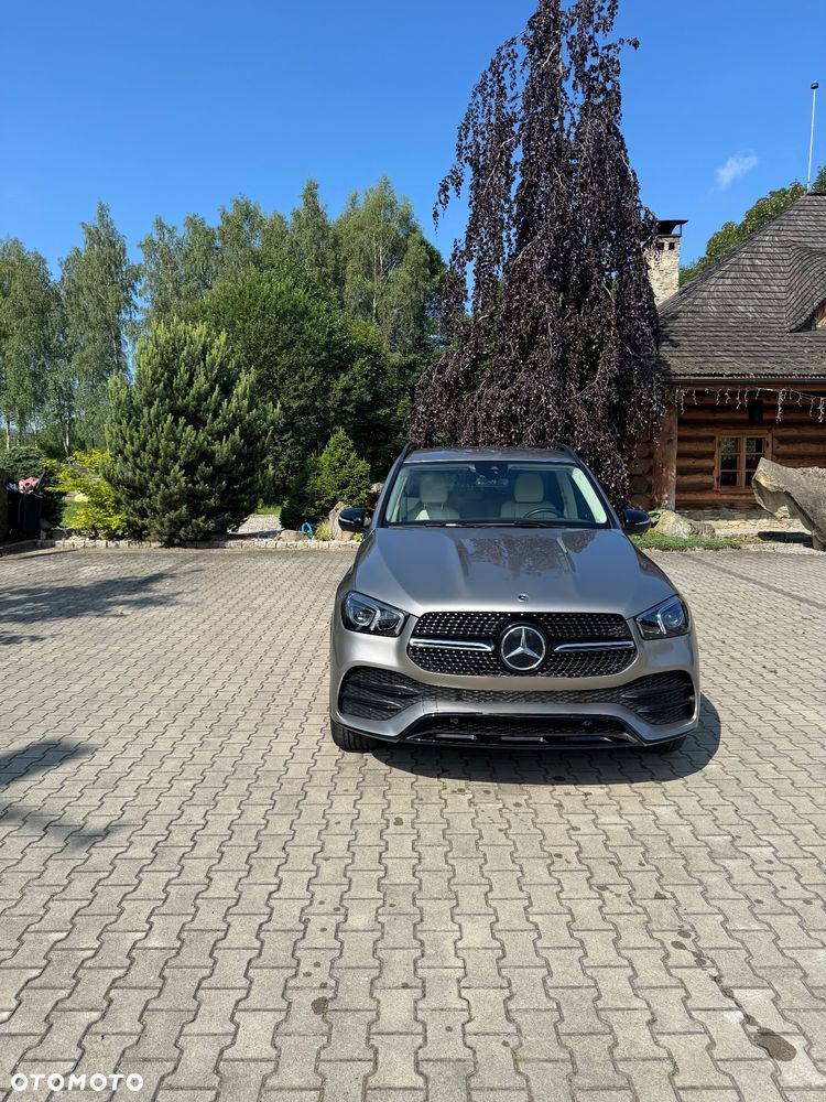 Mercedes-Benz GLE - 1