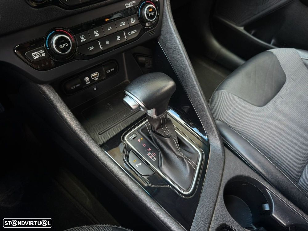 Kia Niro 1.6 GDi HEV Drive - 15