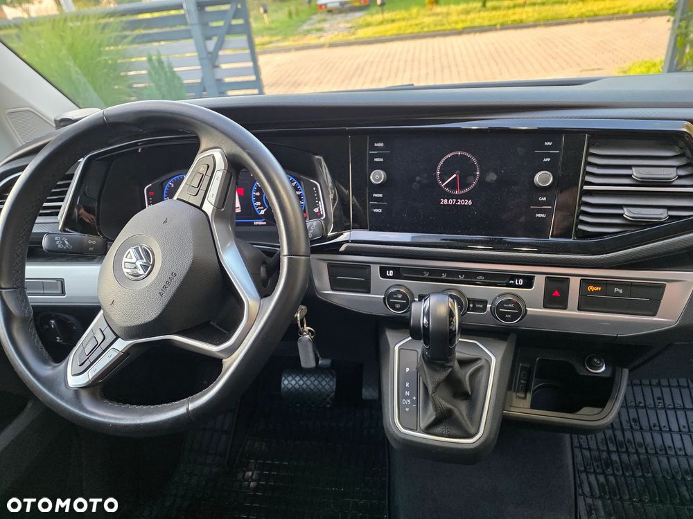 Volkswagen Multivan - 16