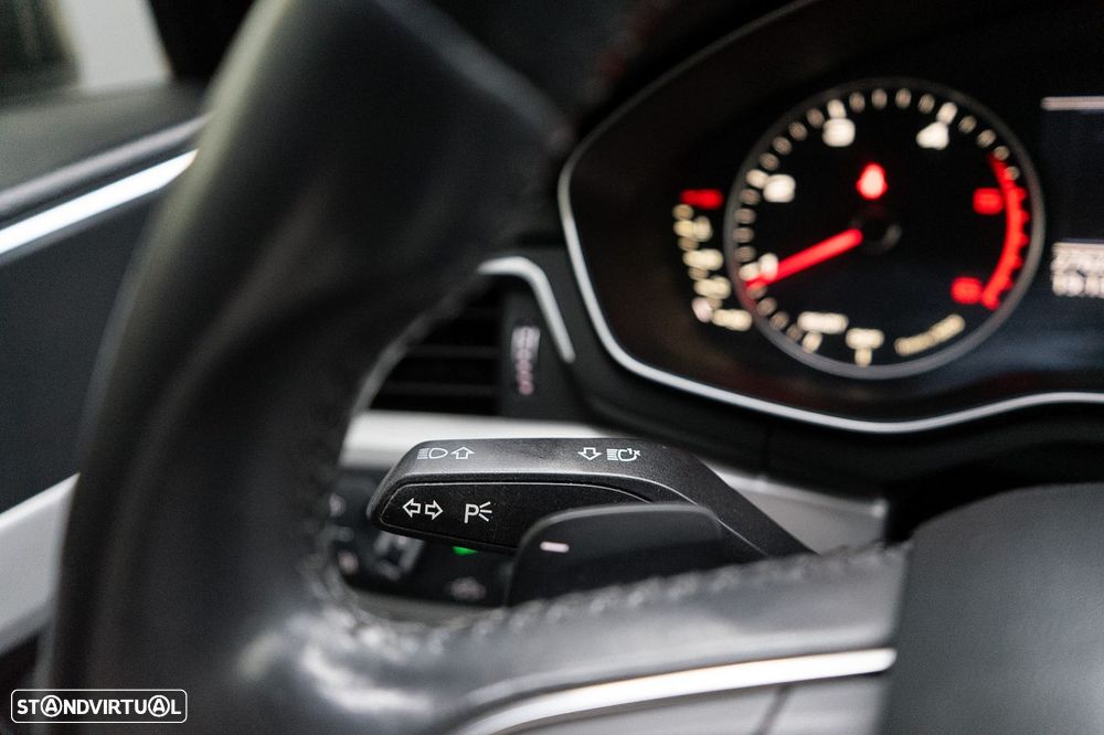 Audi A4 Avant 40 TDI Advanced S tronic - 37