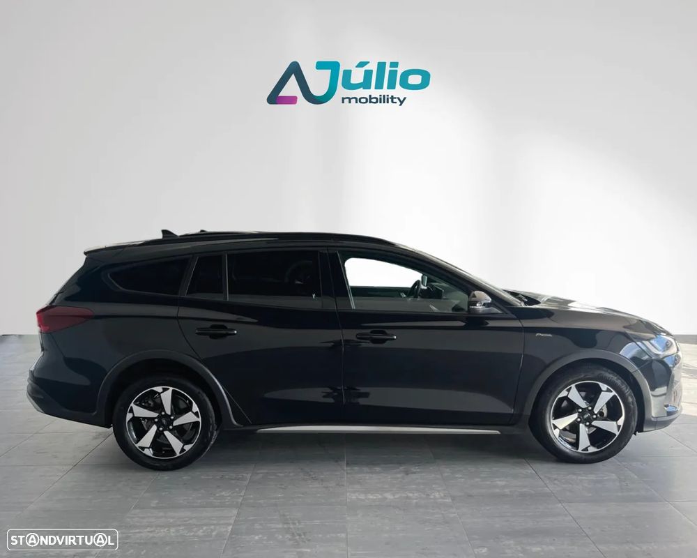 Ford Focus SW 1.0 EcoBoost Active Aut. - 2