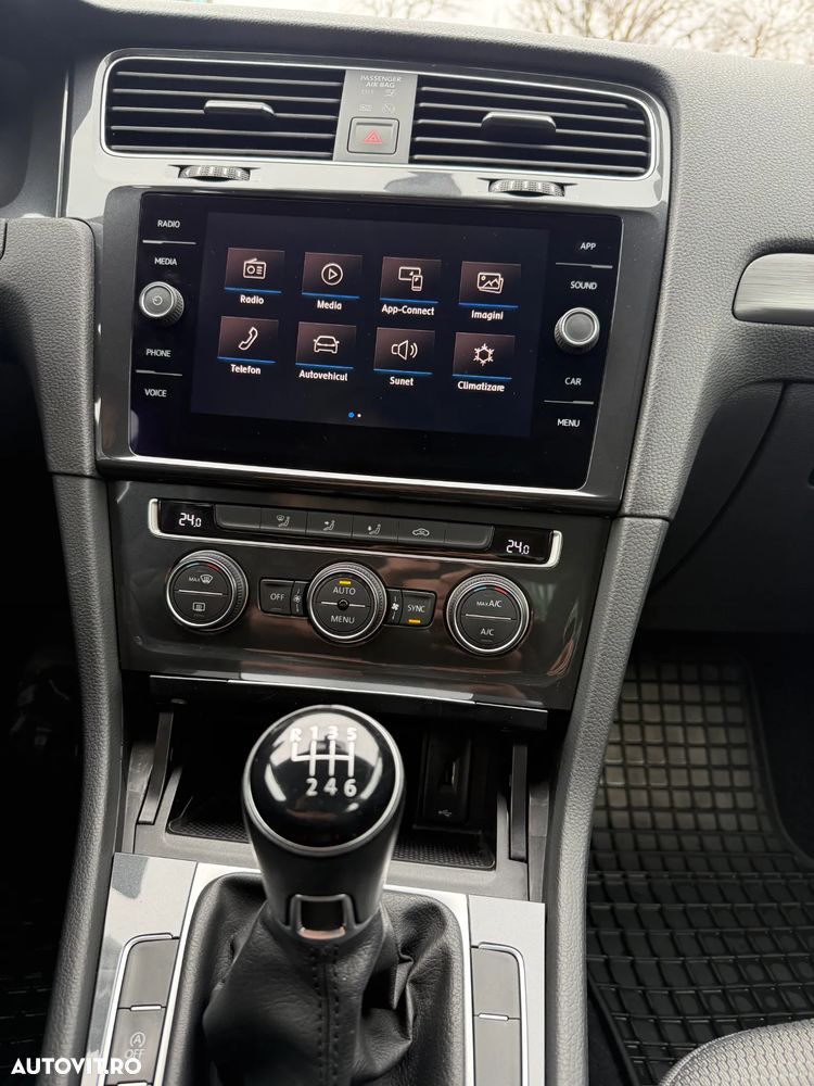 Volkswagen Golf 1.0 TSI Comfortline - 9