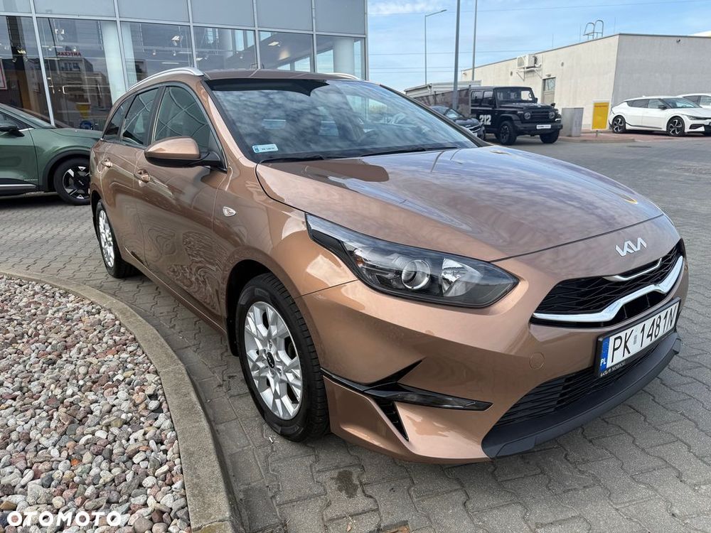 Kia Ceed 1.5 T-GDI M - 5