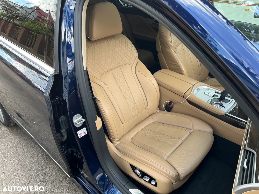 BMW Seria 7 730d xDrive - 13