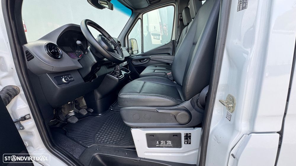 Mercedes-Benz Sprinter 514 CDI/ 43 Cabine Dupla - 26