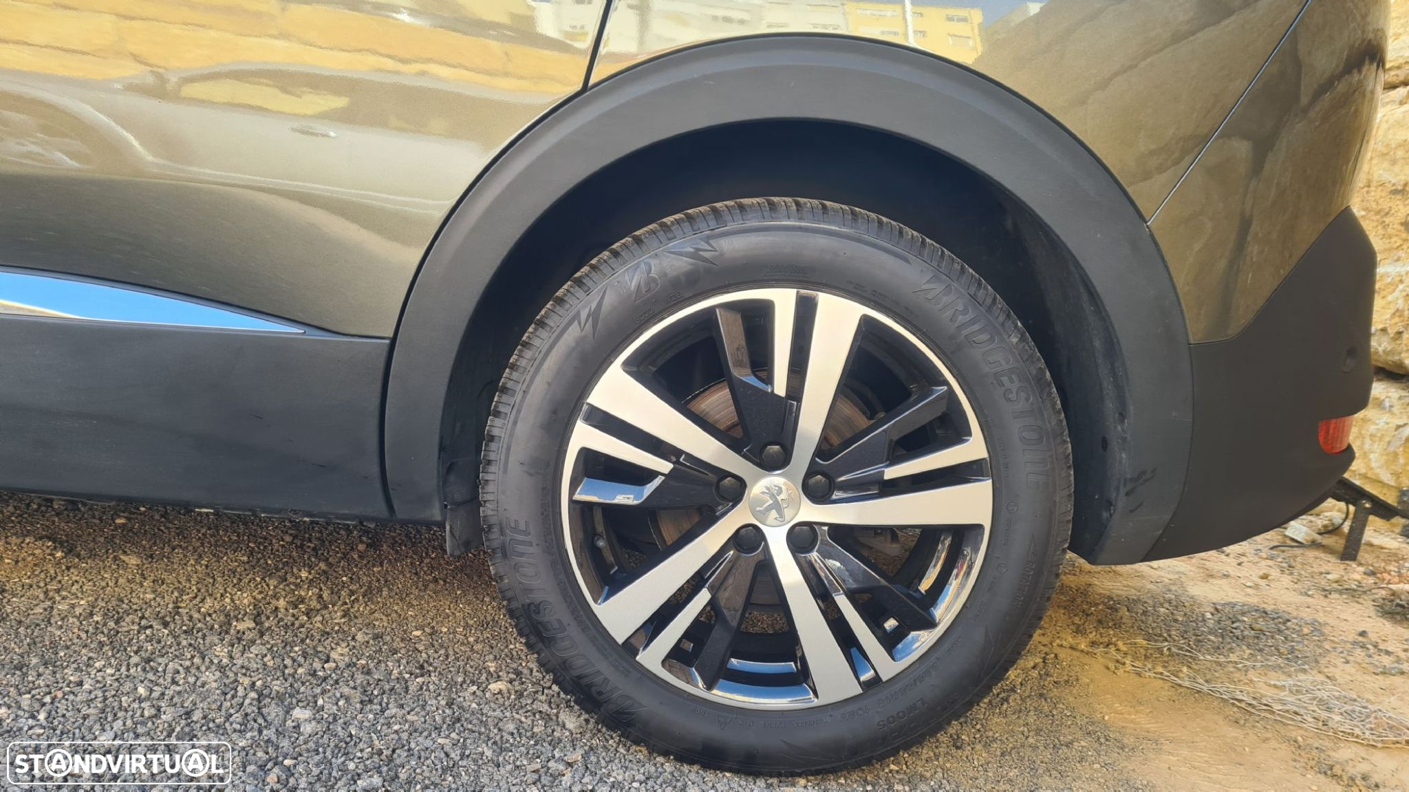 Peugeot 5008 1.5 BlueHDi Allure EAT8 - 60