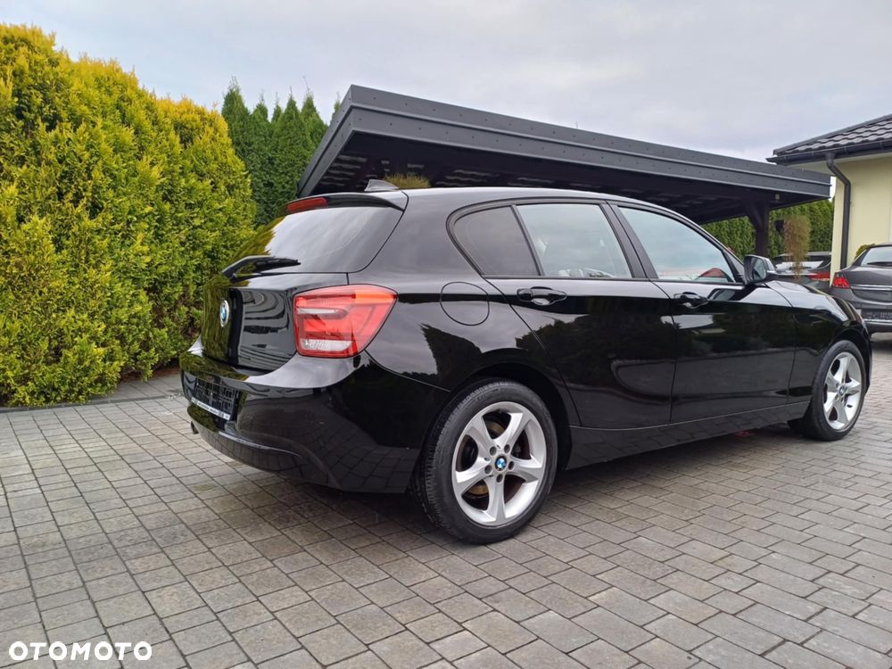 BMW Seria 1 116i - 5