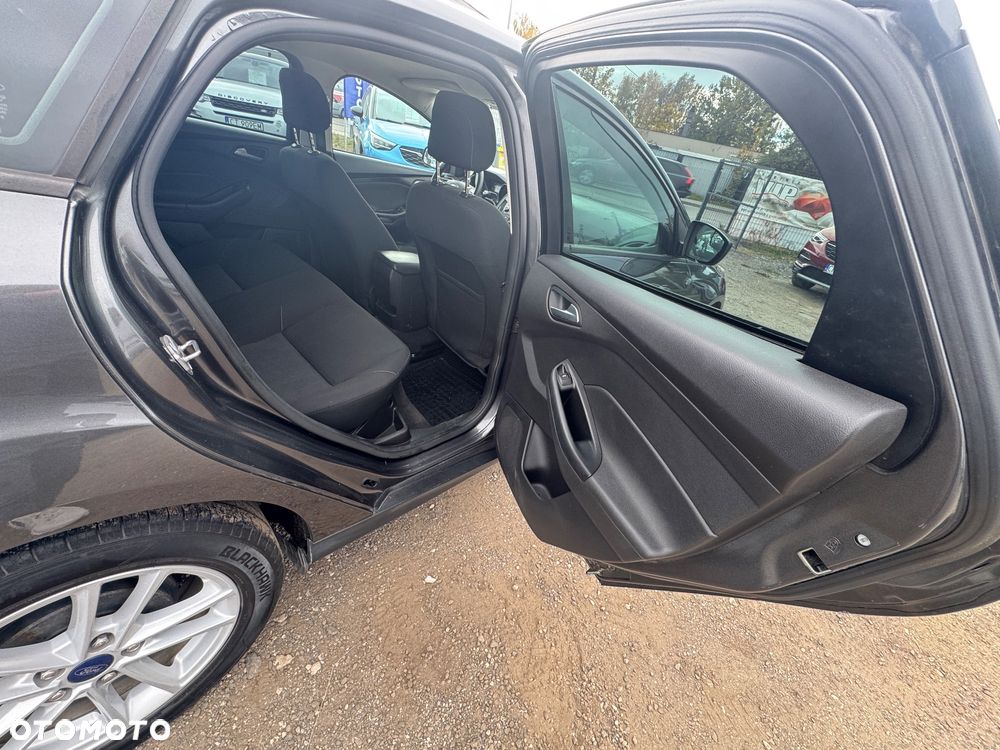 Ford Focus - 18