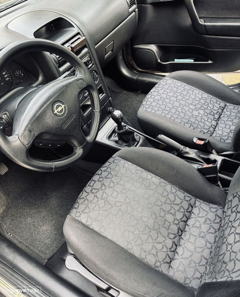 Opel Astra 2.0 Di Club - 4