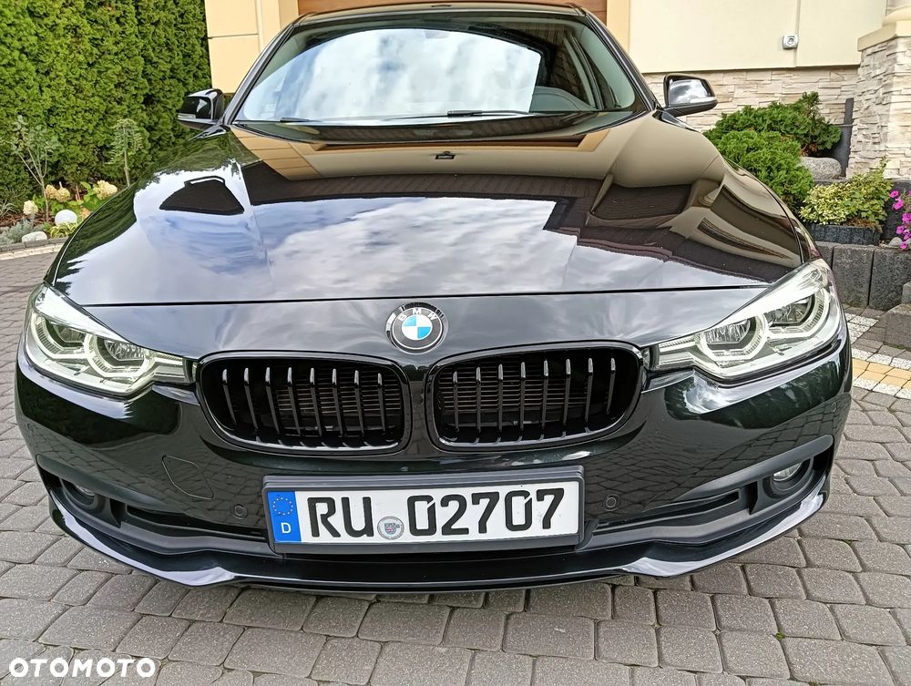 BMW Seria 3 - 21