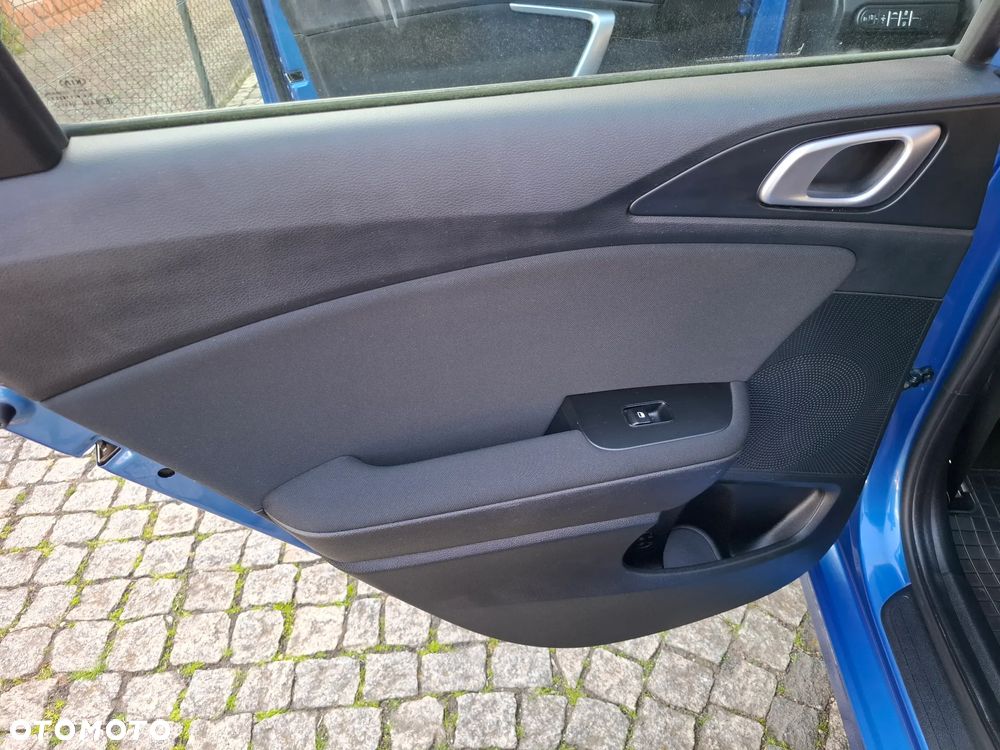 Kia Ceed 1.4 T-GDI M DCT - 32