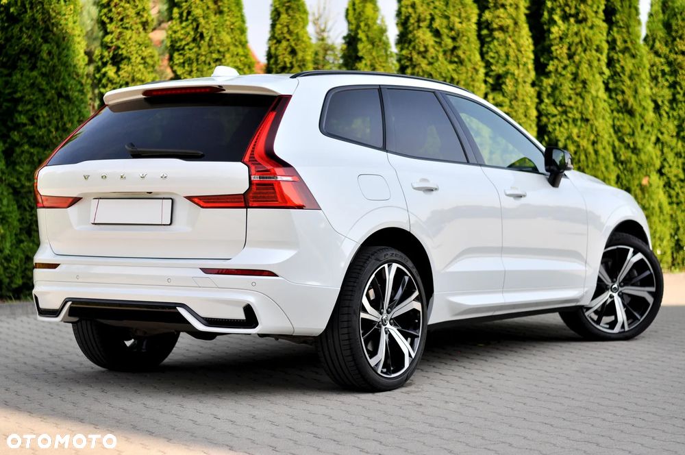Volvo XC 60 B4 D Plus Dark - 14