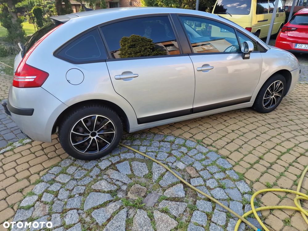 Citroën C4 1.6 16V SX - 7