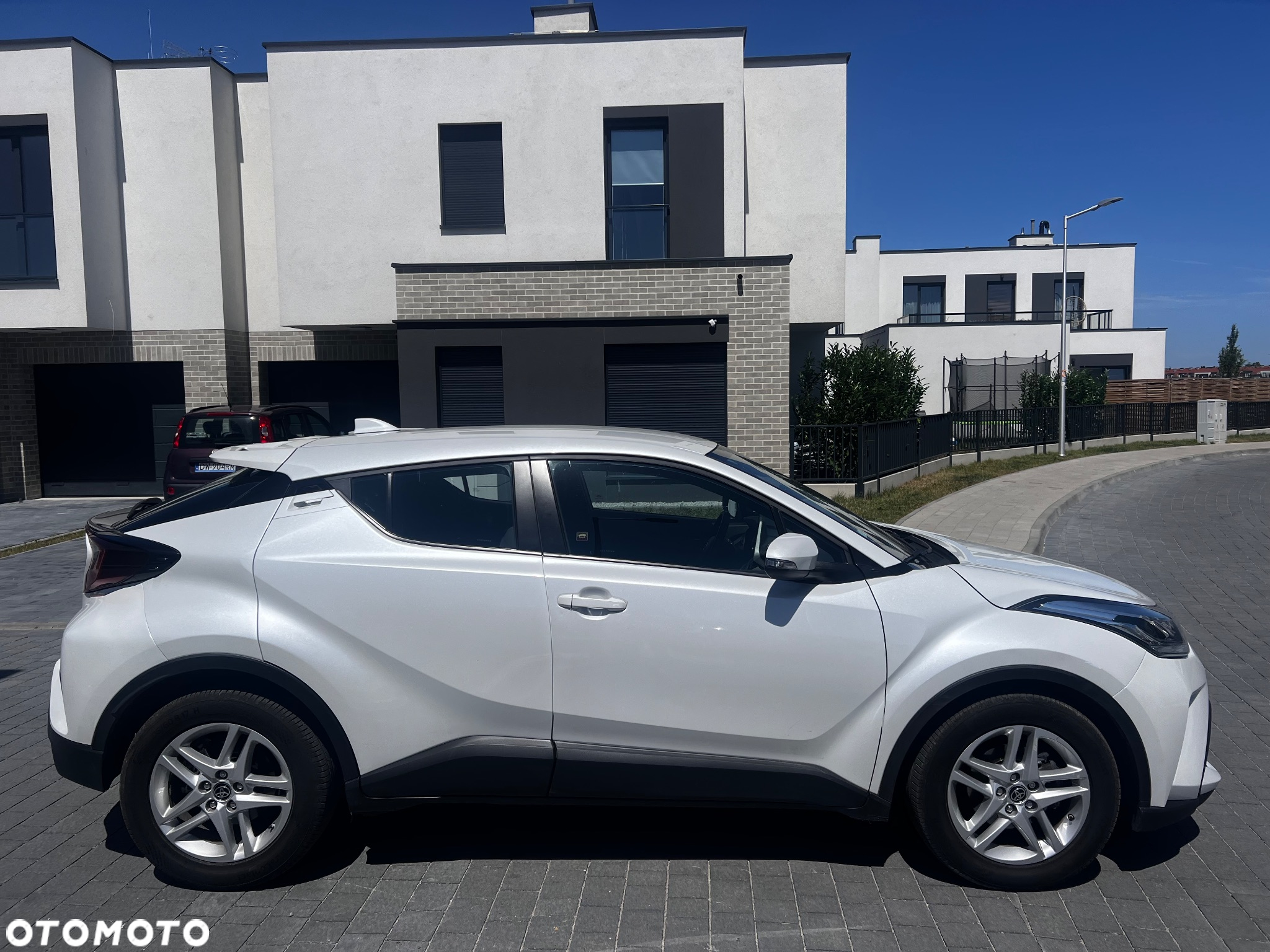 Toyota C-HR 1.8 Hybrid Business Edition - 4