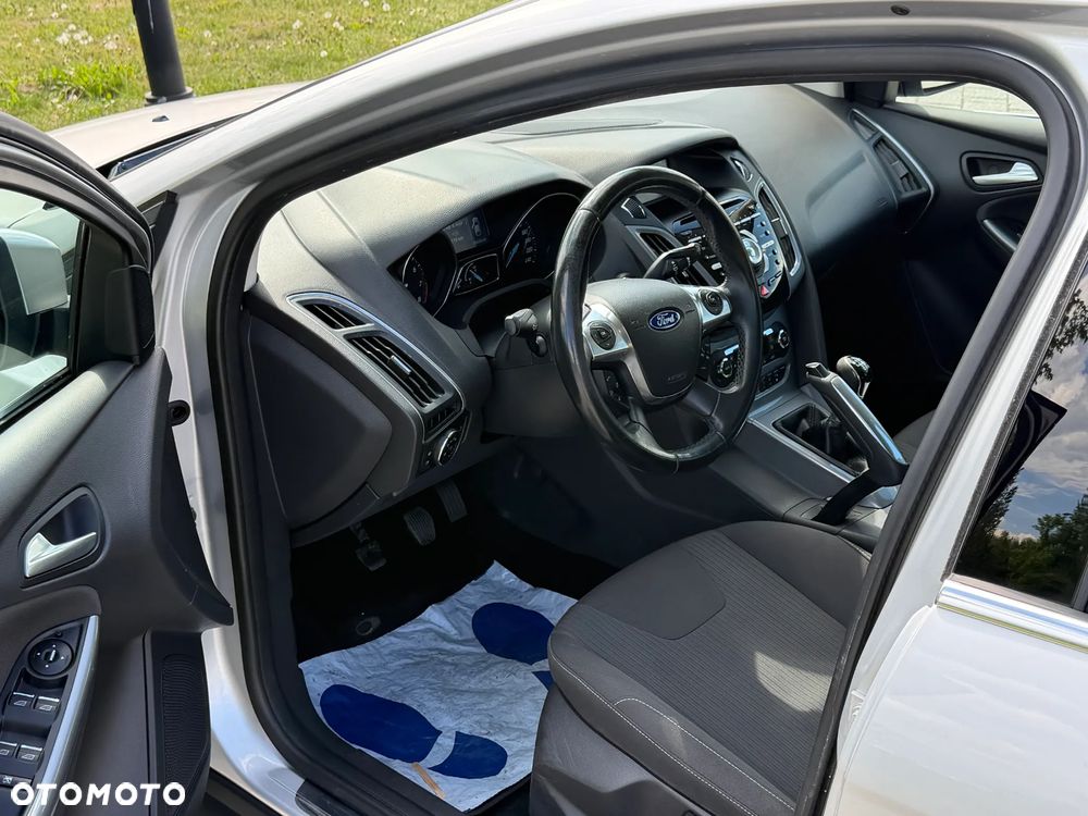 Ford Focus 1.6 EcoBoost Start-Stopp-System Titanium - 16
