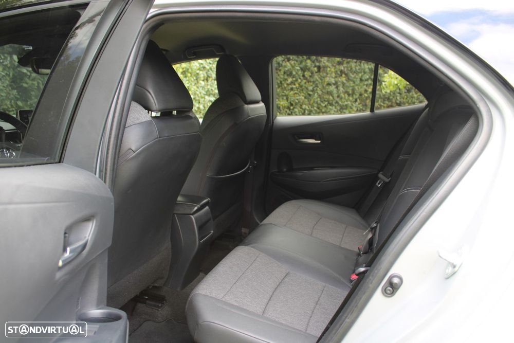 Toyota Corolla 1.8 Hybrid Comfort+P.Sport - 13