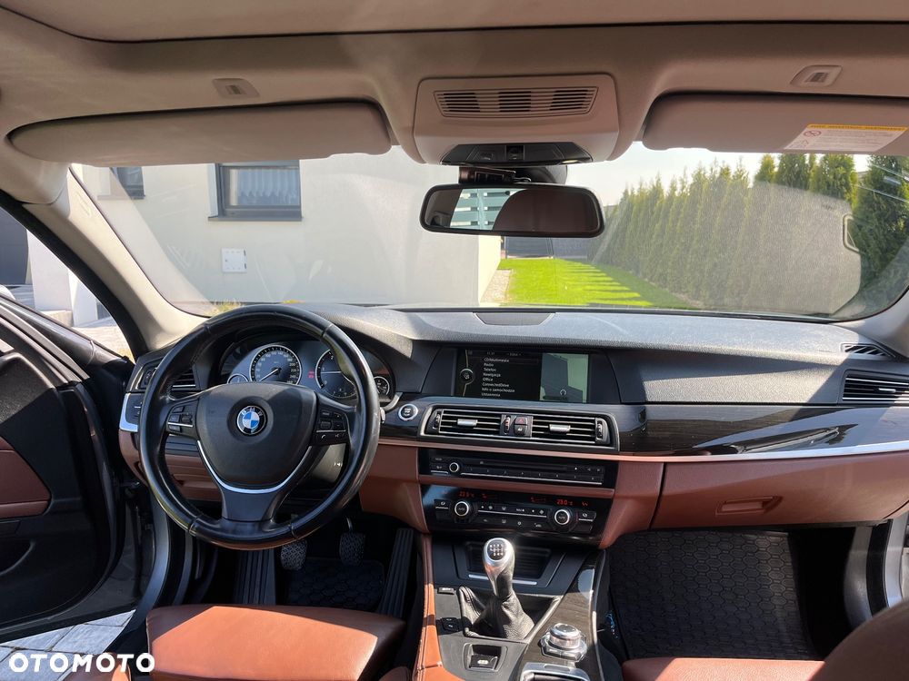 BMW Seria 5 530d - 31