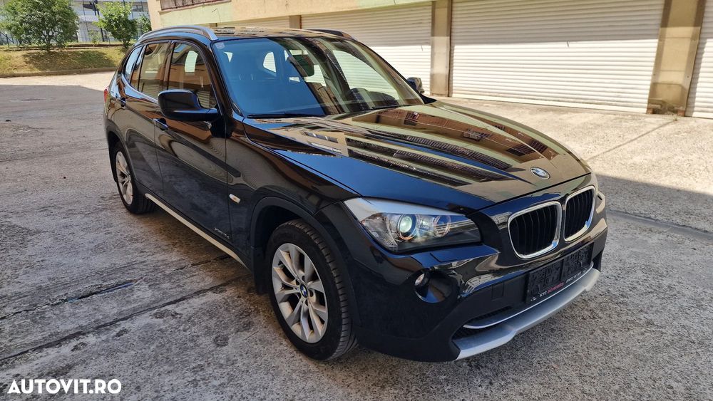 BMW X1 xDrive18d Sport Line - 1