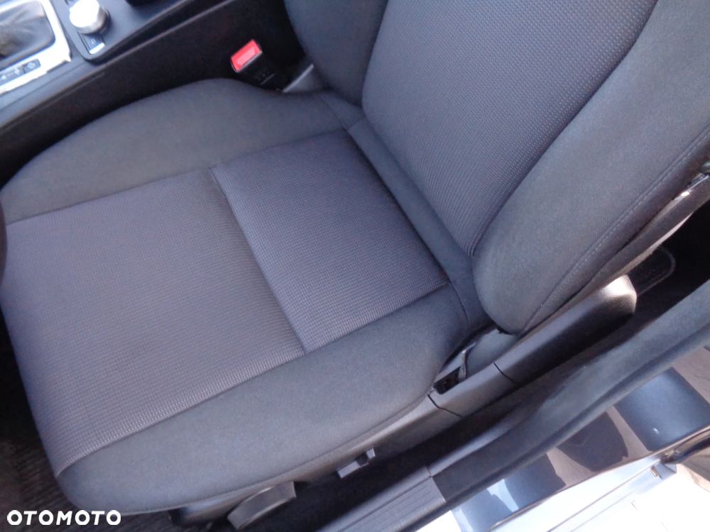 Mercedes-Benz Klasa C 180 Kompressor Automatik BlueEFFICIENCY Avantgarde - 16