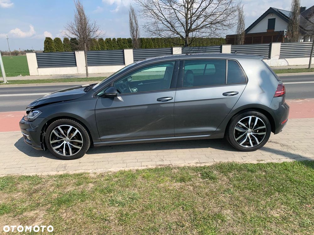 Volkswagen Golf 1.4 TSI BMT Comfortline DSG - 3