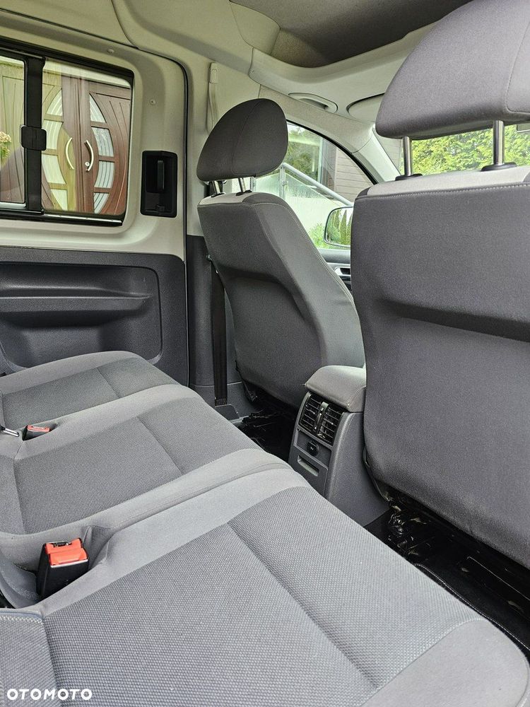 Volkswagen Caddy - 11