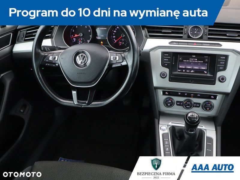 Volkswagen Passat Variant - 9