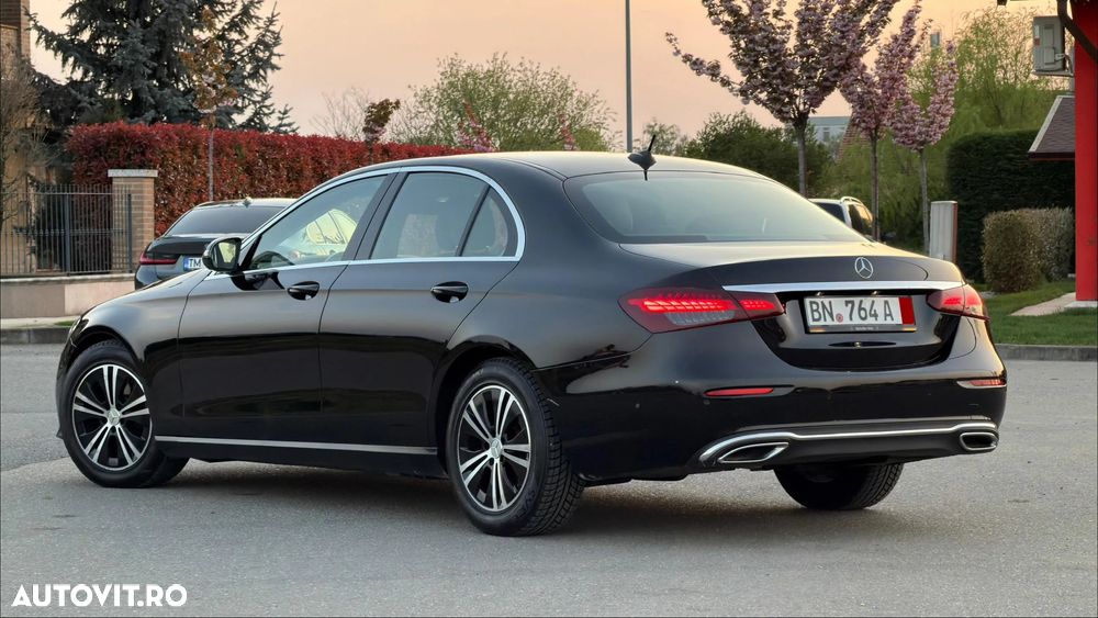 Mercedes-Benz E - 4