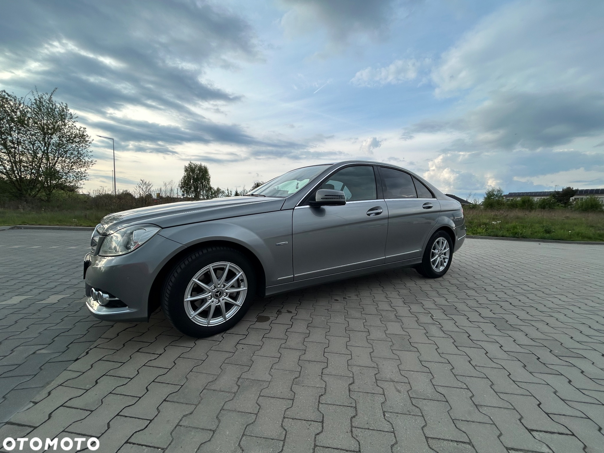 Mercedes-Benz Klasa C 180 CDI 7G-TRONIC Edition - 20