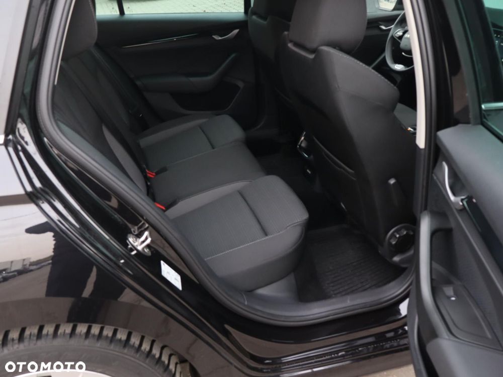 Skoda Octavia 1.5 TSI mHEV Edition 130 Selection DSG - 8