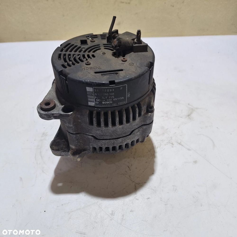 ALTERNATOR CHRYSLER VOYAGER 2.5 3.0 0123510106 38525594F - 2