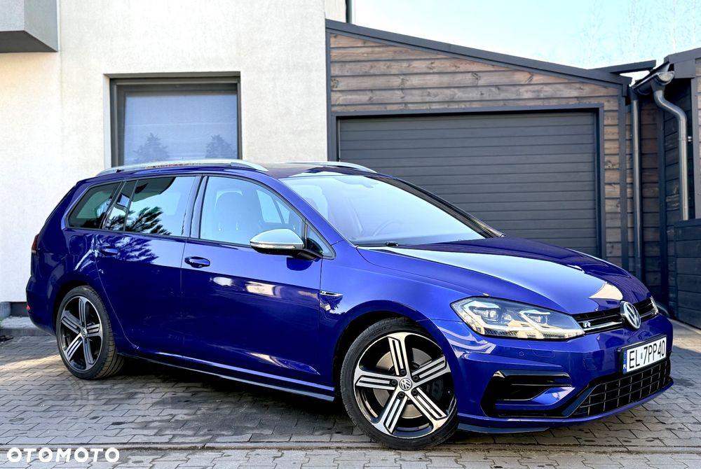Volkswagen Golf - 8
