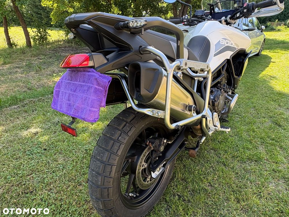 Triumph Tiger - 10