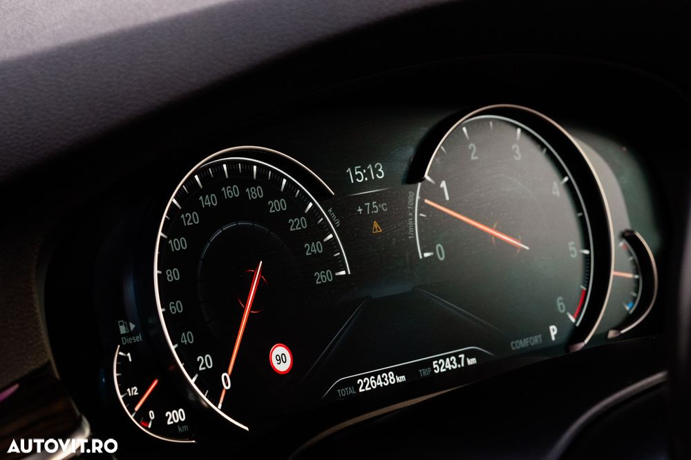 BMW Seria 5 530d AT - 6