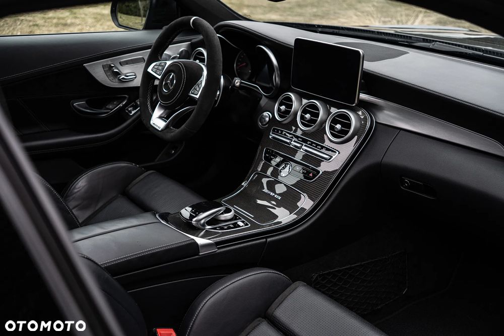 Mercedes-Benz Klasa C 63 AMG 9G-TRONIC - 12