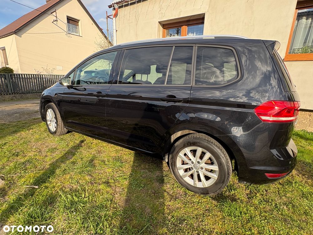 Volkswagen Touran 1.6 TDI SCR (BlueMotion Technology) DSG Comfortline - 2