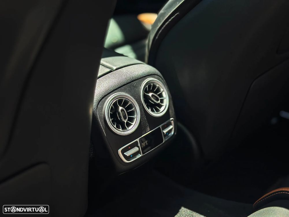 Mercedes-Benz E 53 AMG 4Matic+ - 30